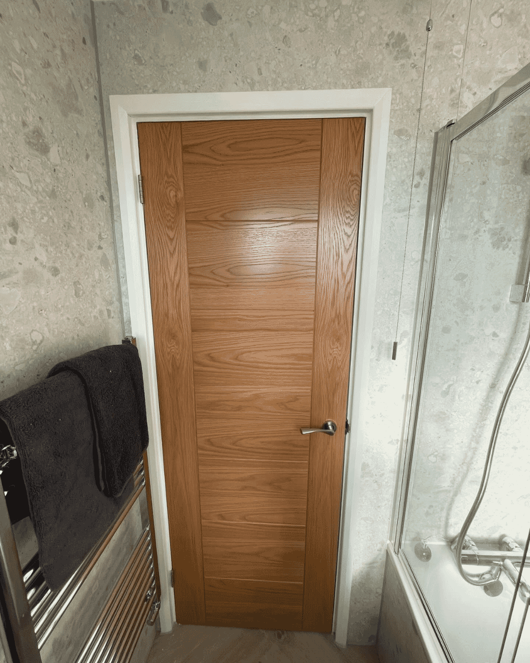 2032 x 813 x 35mm (32") Modern 7 Panel Oak - Prefinished Internal Doors